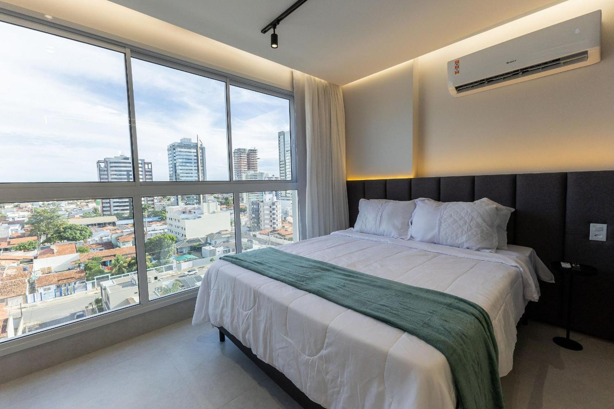 Estudios Modernos No House